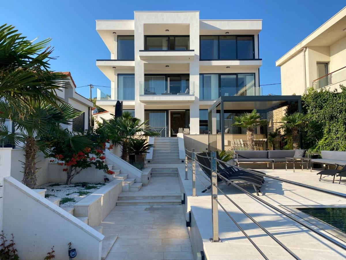 Villa Sun And Sea Trogir Exterior photo